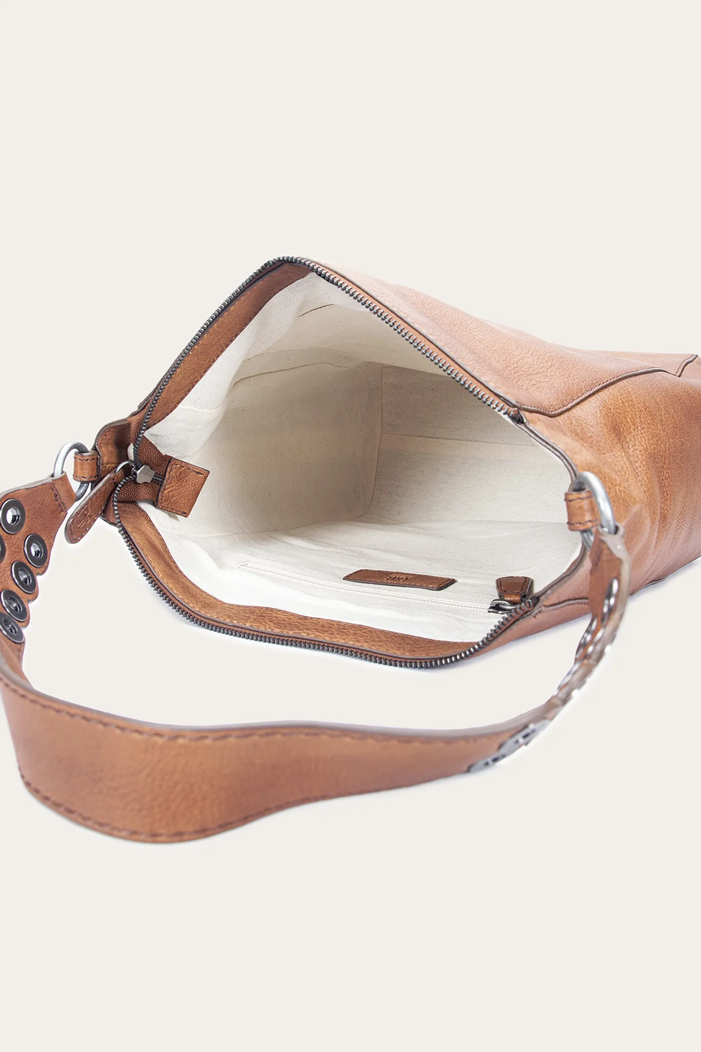 Claire Hobo - Pre-Loved
