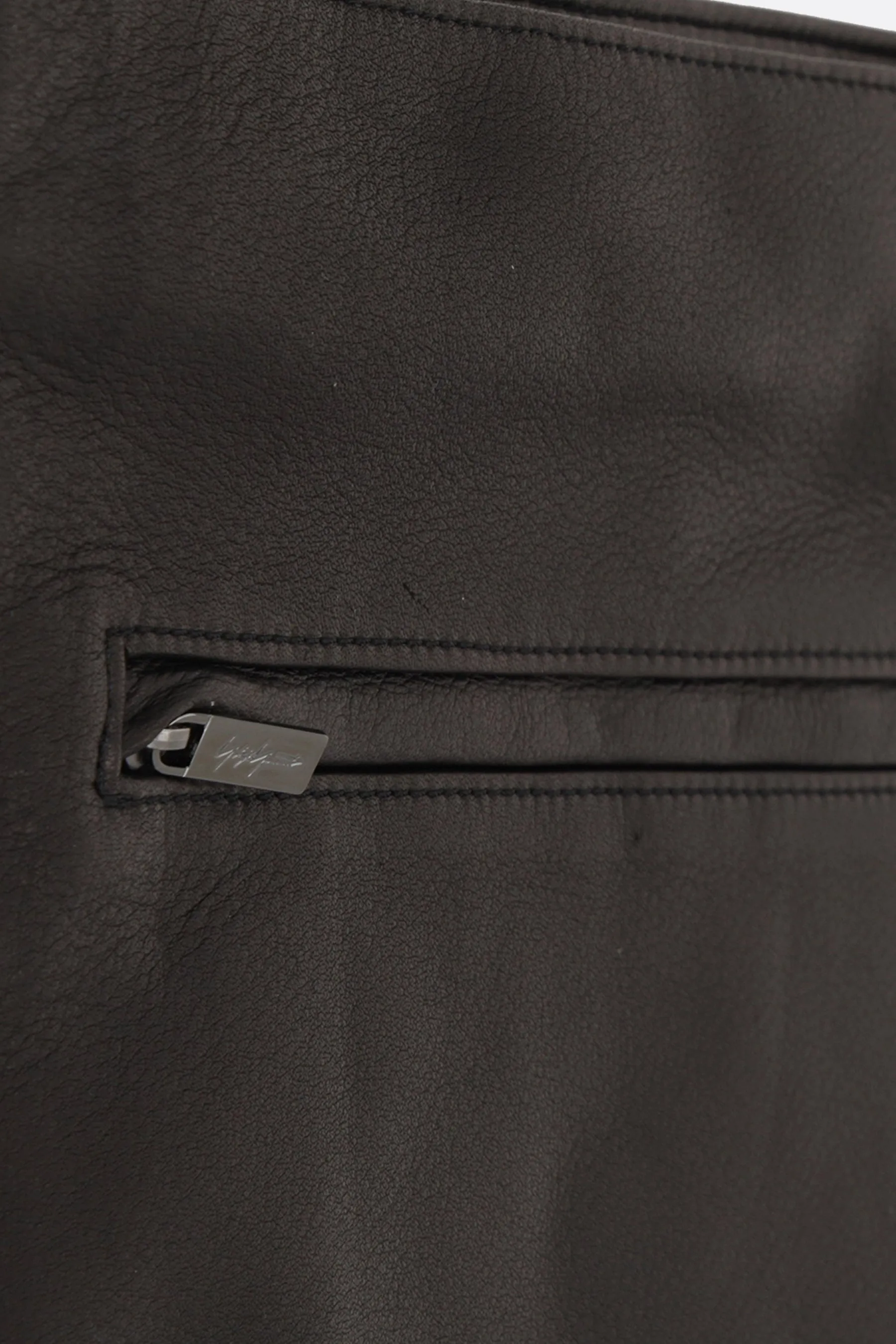 Clasp crossbody bag in grainy leather