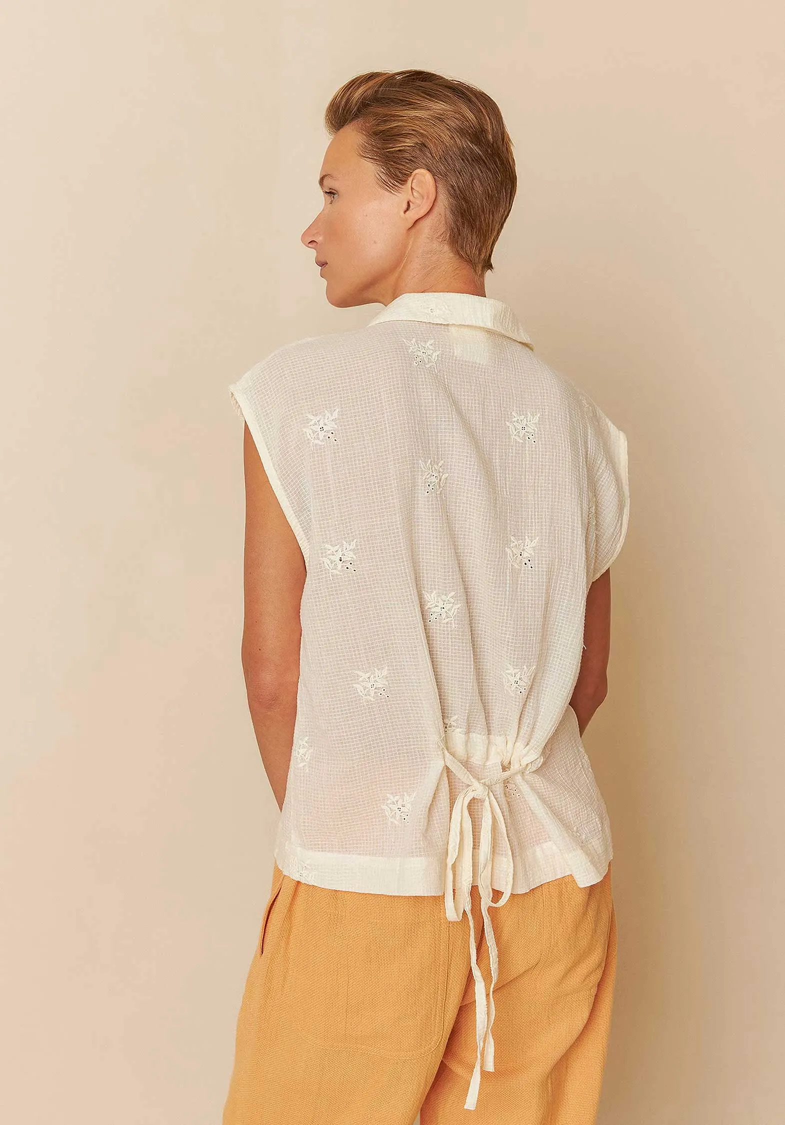 Cotton Embroidered S Bk225 Crudo