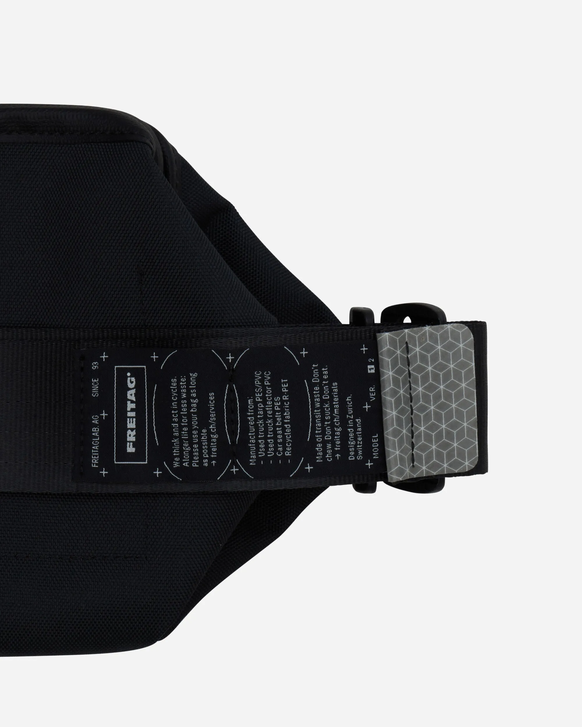 F655 Dixon Sling Bag Black / Blue