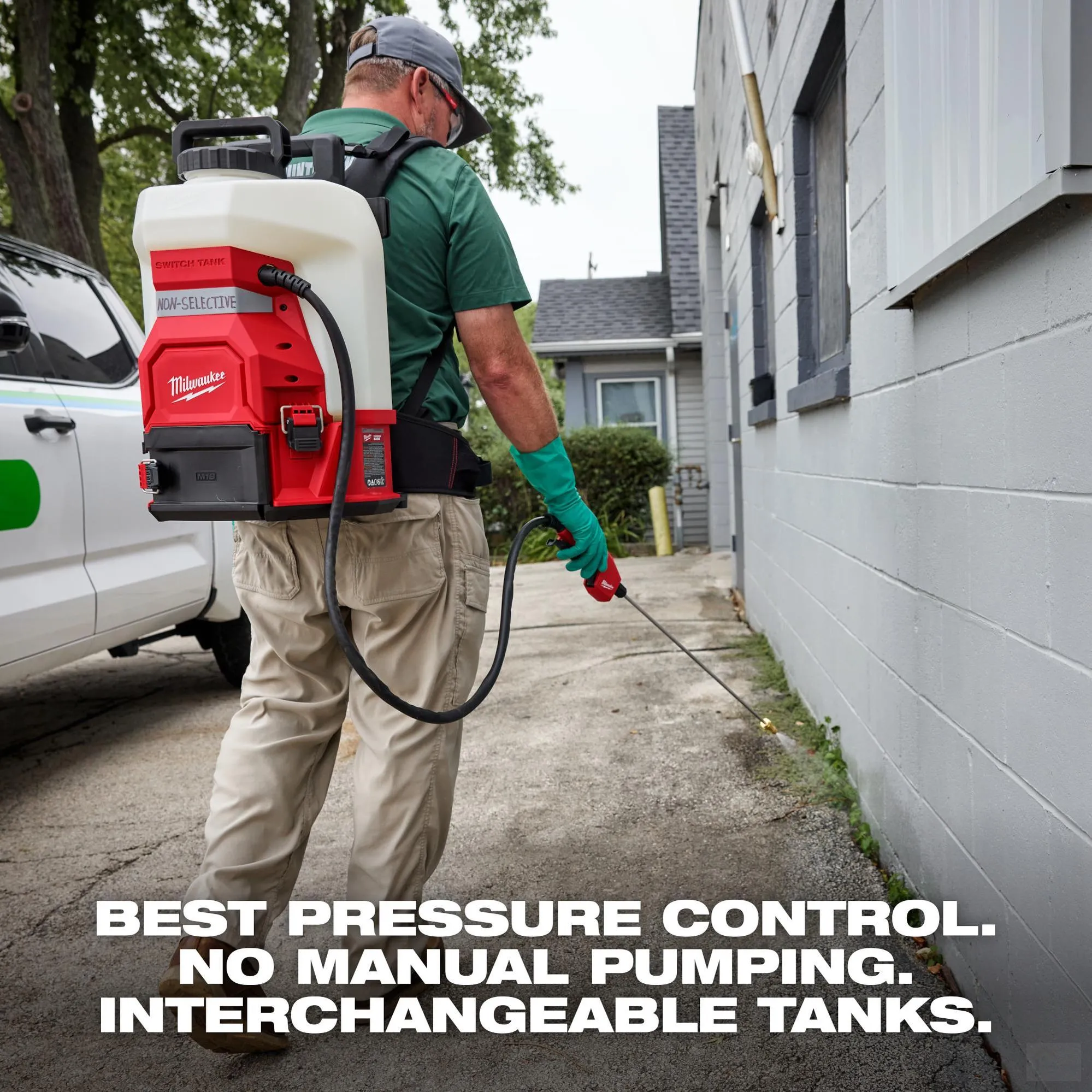 Milwaukee M18™ 4-Gallon Backpack Sprayer w/ SWITCH TANK™ (Kit) {3019-21PS}