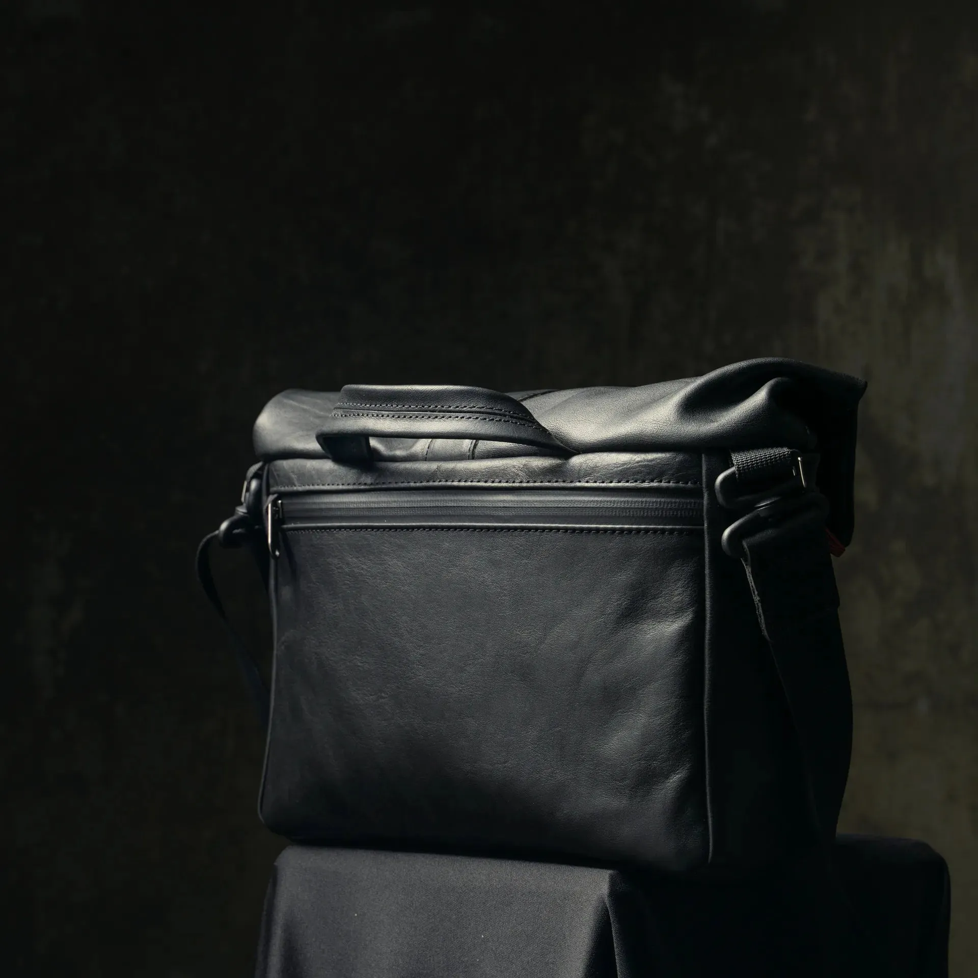 Pilot Leather Travel Camera Bag 7L | Upgraded