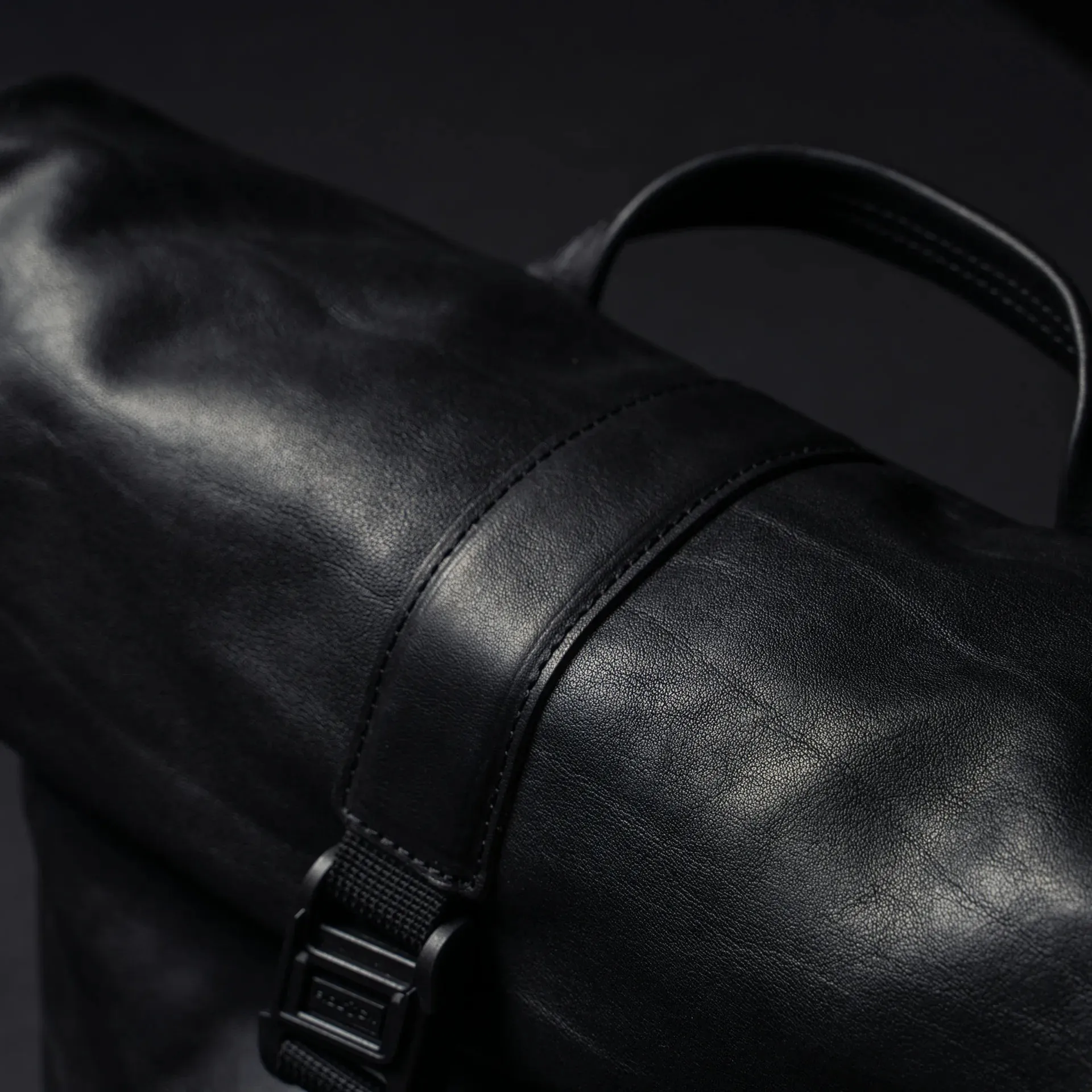 Pilot Leather Travel Camera Bag 7L | Upgraded