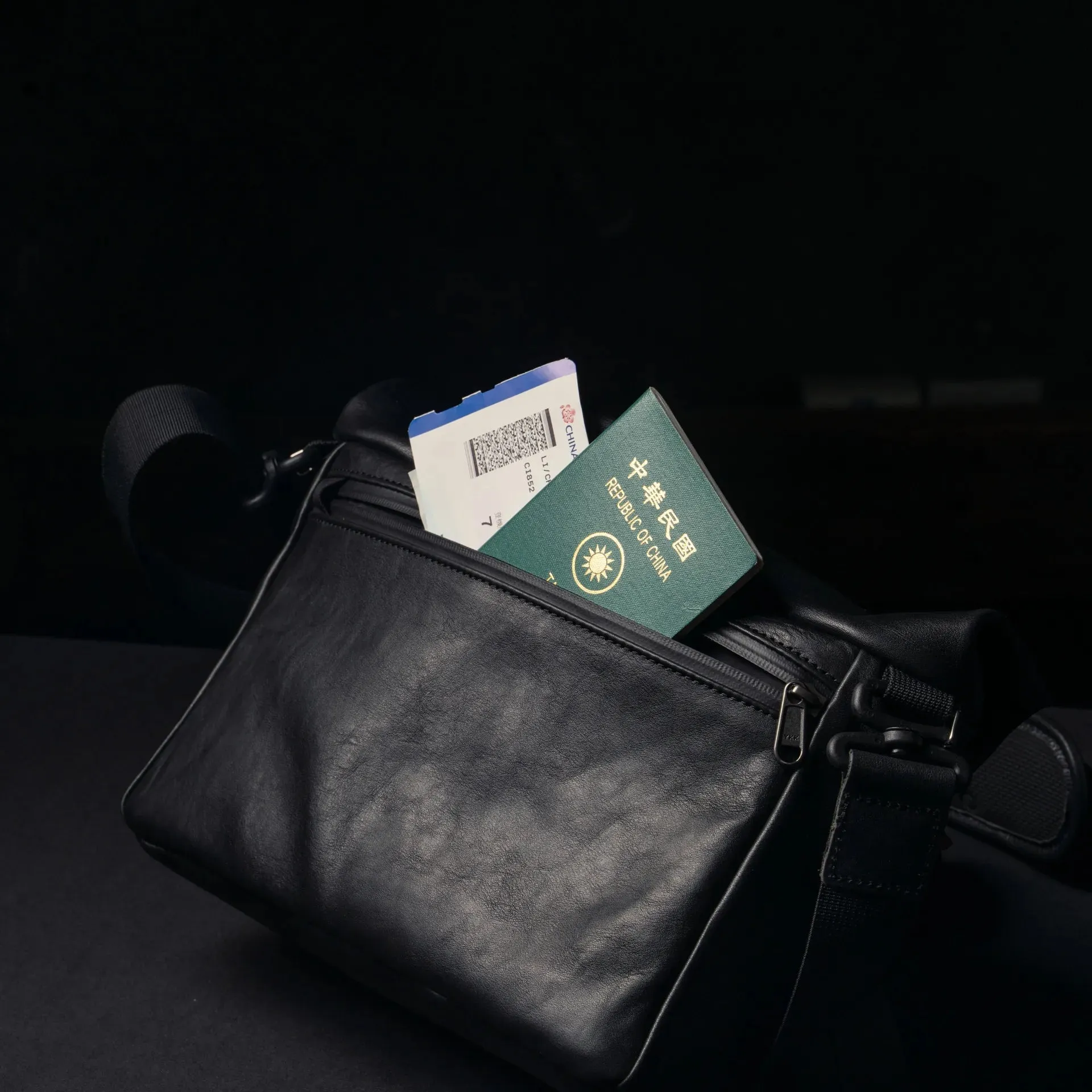 Pilot Leather Travel Camera Bag 7L | Upgraded