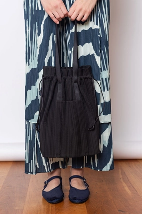 Pleats Tote Bag - Black