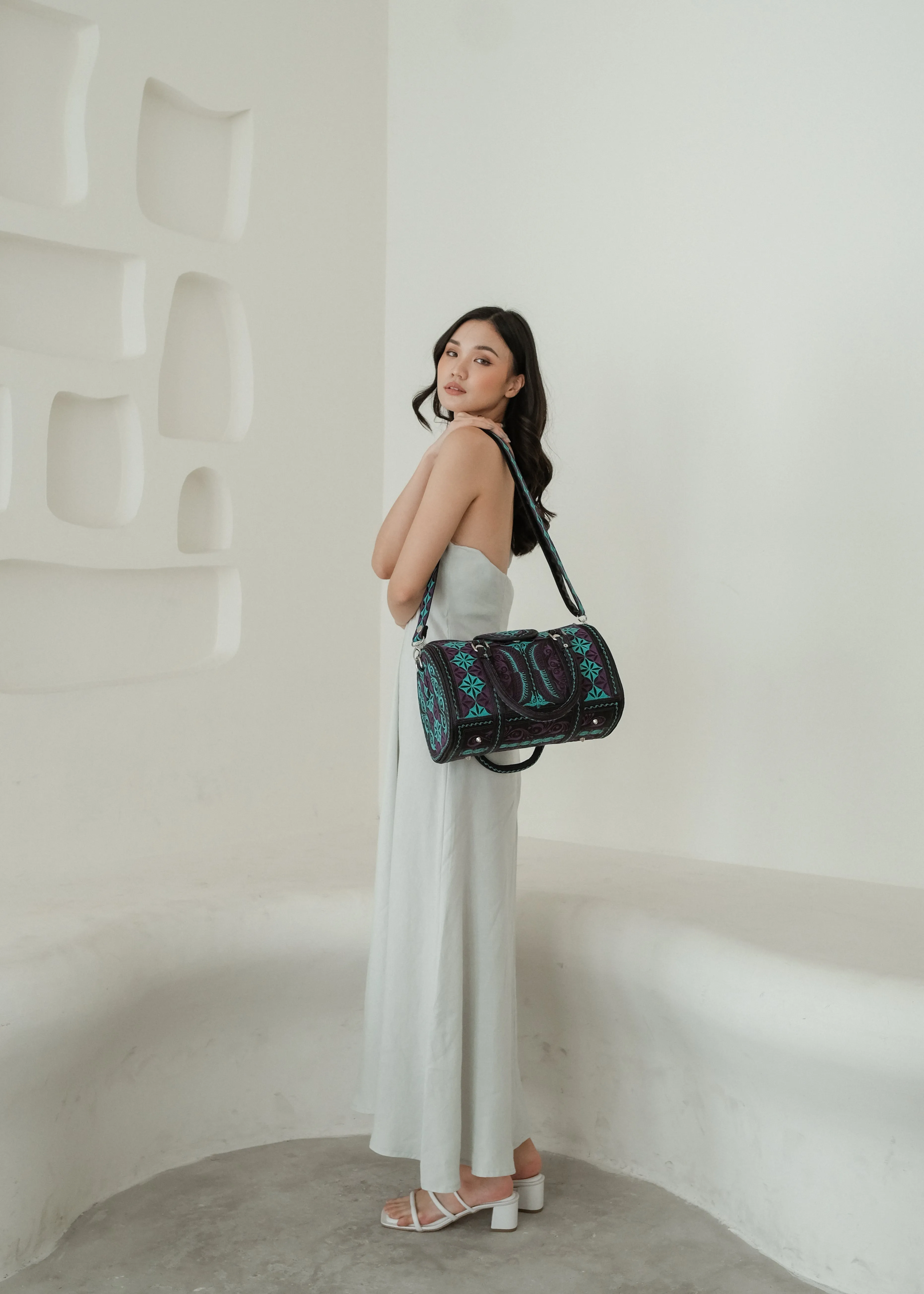 Raja Barrel Bag